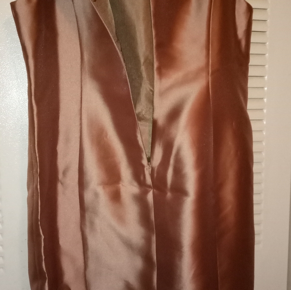 Gorgeous Gold EY BOUTIQUE Matching Dress with Jacket (16) - Picture 3 of 12